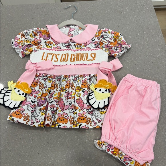 NEW Pink Halloween Smocked Outfit